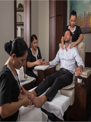 1847 The Two Executives Manicure & Pedicure