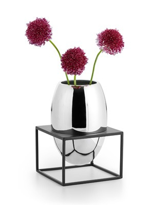 Philippi Solero vase with stand, L  nickel, mirrorpolished, steel, powdercoated