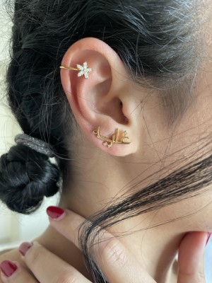 Lorina Jewels Flower Ear Cuff