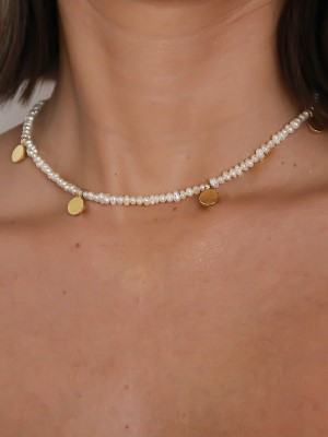 Lorina Jewels Pearl beads and gold disks choker