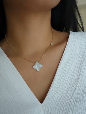 Lorina Jewels Flower necklace